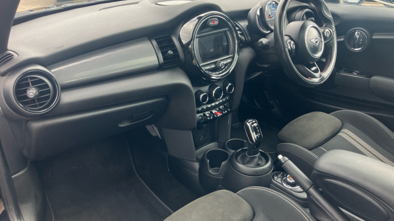 MINI Hatchback 1.5 Cooper Sport II 3dr Auto Petrol Hatchback